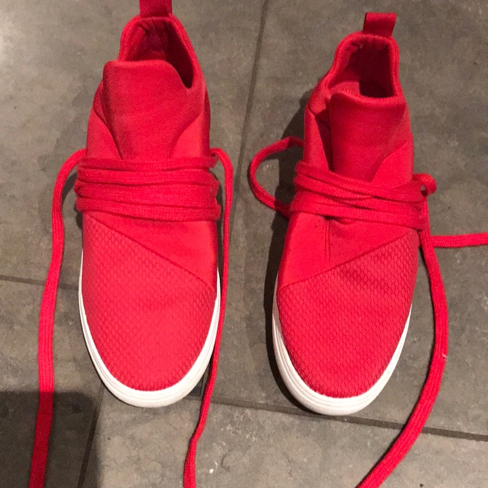 Sneakers used only a few times for my 15 yr old